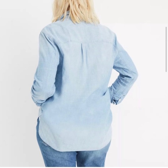 Madewell Chambray Button-Up - Picture 3 of 3